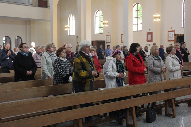 Wierzą w skuteczne wstawiennictwo św. o. Pio