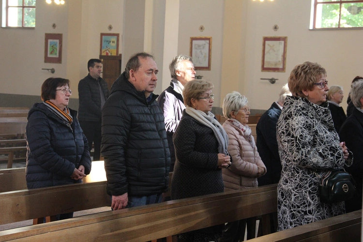 Wierzą w skuteczne wstawiennictwo św. o. Pio