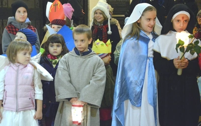 Wszyscy Święci balują w niebie
