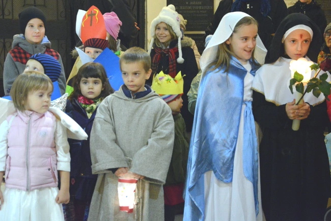 Wszyscy Święci balują w niebie