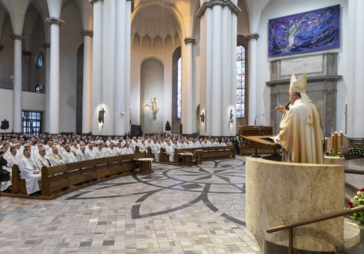 Msza św. w intencji abp. Damiana Zimonia cz.1