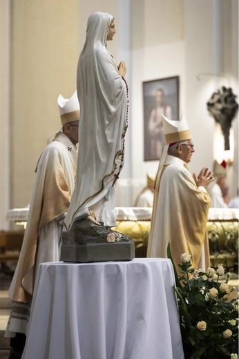 Msza św. w intencji abp. Damiana Zimonia cz.1