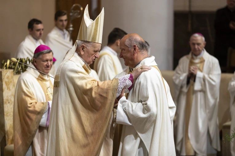 Msza św. w intencji abp. Damiana Zimonia cz.1