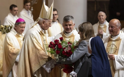 Msza św. w intencji abp. Damiana Zimonia cz.1