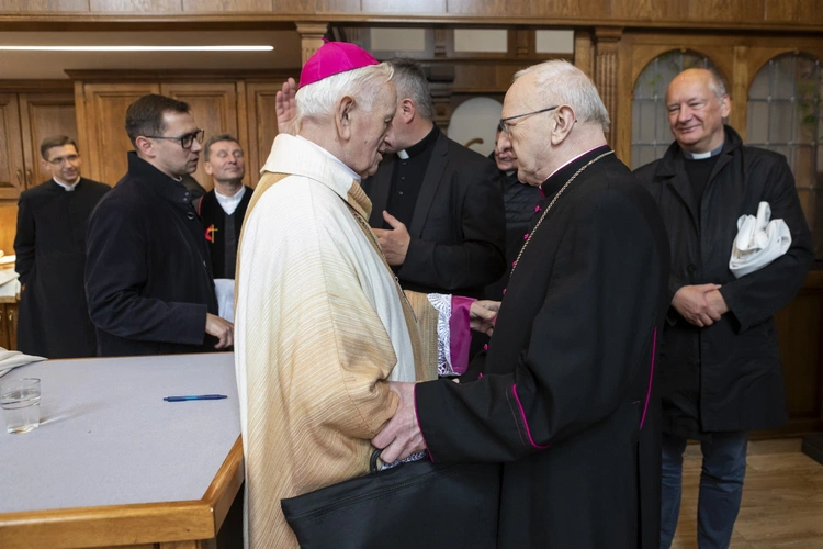 Msza św. w intencji abp. Damiana Zimonia cz.1