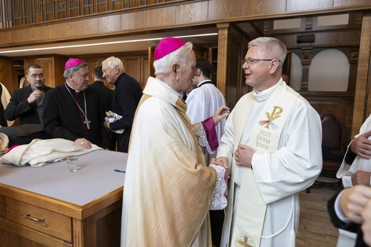 Msza św. w intencji abp. Damiana Zimonia cz.1