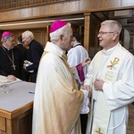 Msza św. w intencji abp. Damiana Zimonia cz.1