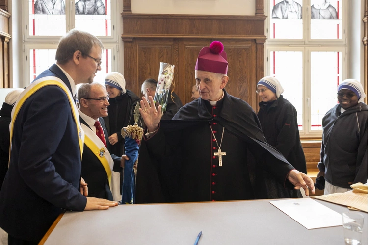 Msza św. w intencji abp. Damiana Zimonia cz.1