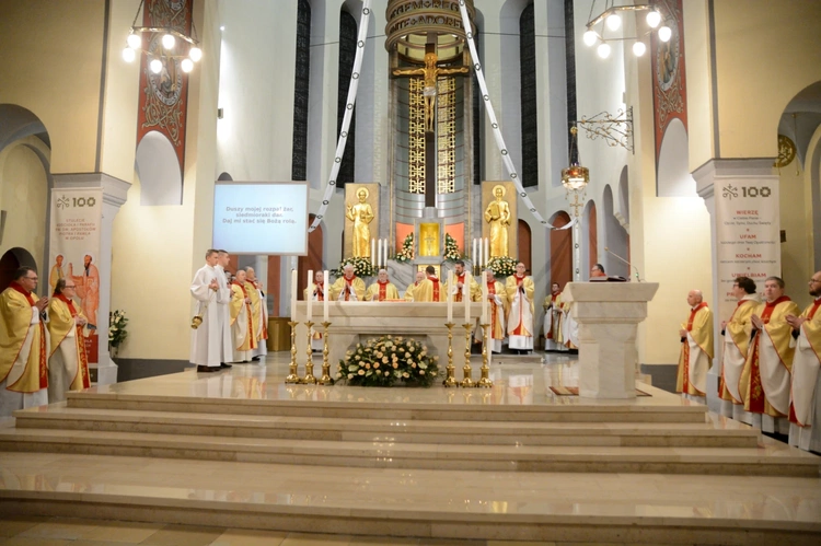 Stulecie kościoła Świętych Apostołów Piotra i Pawła w Opolu