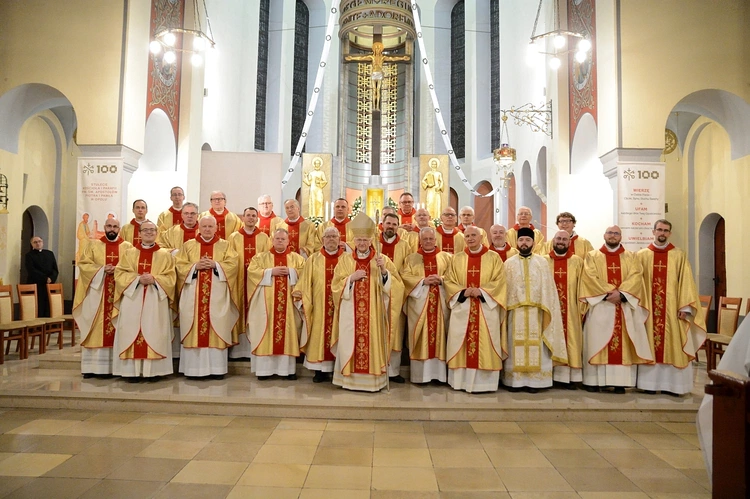 Świętują stulecie kościoła