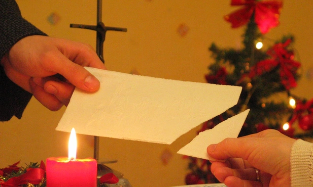 Bp Musioł: Propozycja wolnej Wigilii służy człowiekowi i rodzinie