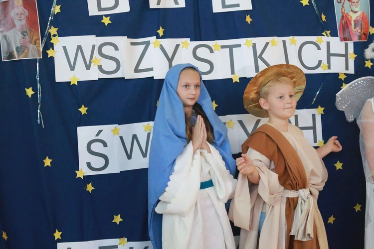 Bal Wszystkich Świętych w Łękawicy