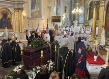 Wdzięczność i świadectwo na pogrzebie ks. prał. Józefa Śliwki