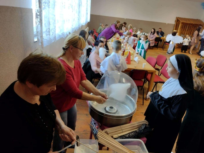 ​Bal Wszystkich Świętych w Ociece