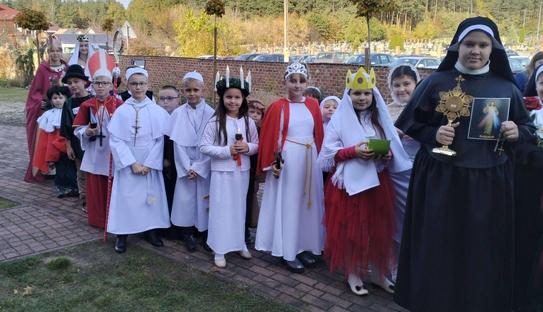 ​Bal Wszystkich Świętych w Ociece