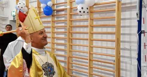 Nowa sala gimnastyczna przy katolickim LO w Radomiu