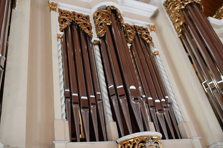 Prace konserwatorskie przy organach w Czerwieńsku zakończone