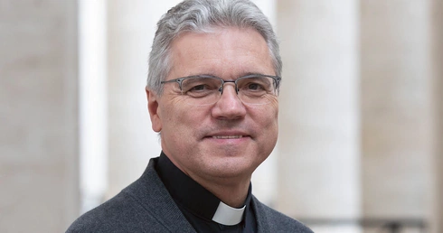 Ks. Andrzej Dobrzyński: Kościół nie może być arką, która płynie po morzu świata współczesnego