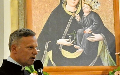 Ks. Piotr Leśniak zaprasza w pierwsze poniedziałki na Spotkanie z Matką Wolności.