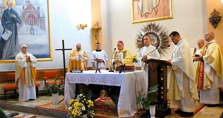 Mszy Świętej przewodniczył bp Jan Kopiec.