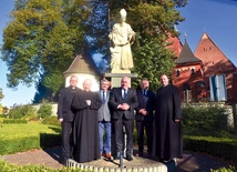 	Uczestnicy roboczego spotkania szczepanowskiego. Kolejne odbędzie się w Żębocinie.