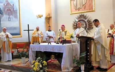 Mszy Świętej przewodniczył bp Jan Kopiec.