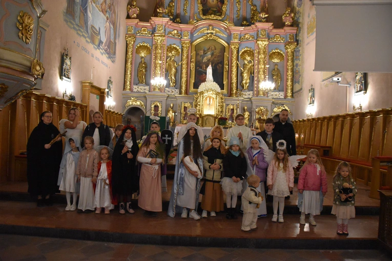 Przasnysz. Bal Wszystkich Świętych