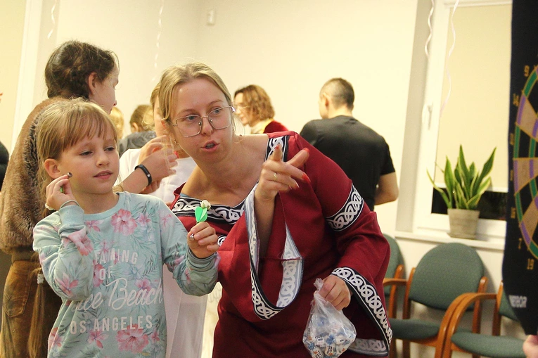 Bal świętych w Kołobrzegu