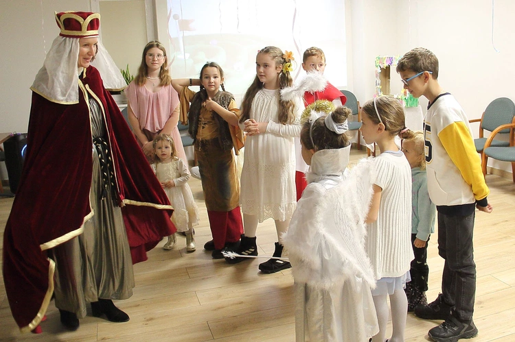 Bal świętych w Kołobrzegu