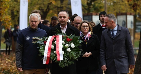 Cyfrowy pomnik pamięci