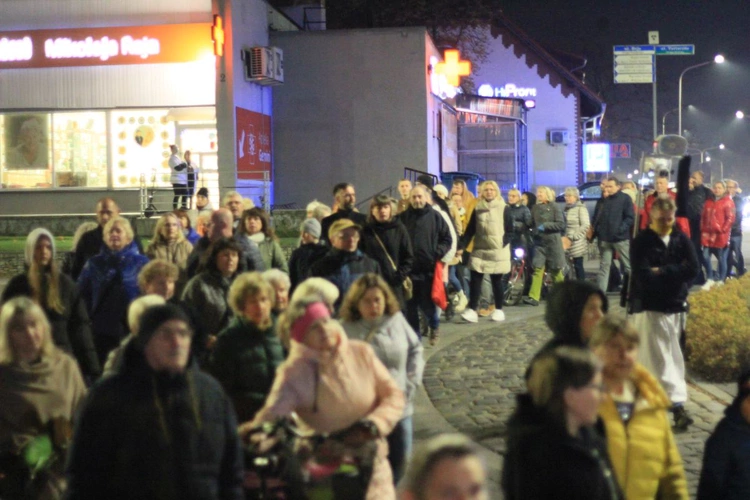 Marsz Wszystkich Świętych w Kędzierzynie-Koźlu