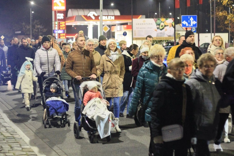 Marsz Wszystkich Świętych w Kędzierzynie-Koźlu