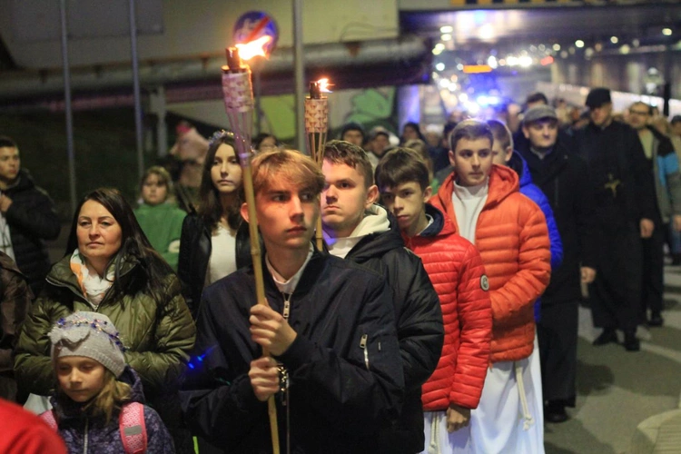 Marsz Wszystkich Świętych w Kędzierzynie-Koźlu