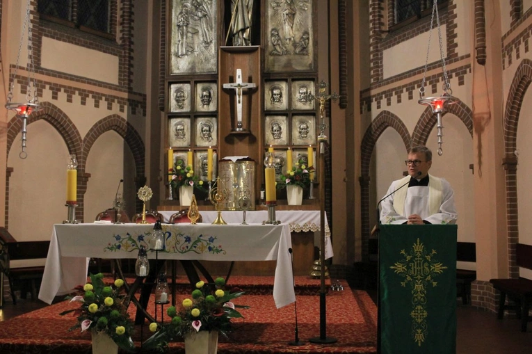 Marsz Wszystkich Świętych w Kędzierzynie-Koźlu