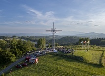 Krzeczów. Zaduszki nad zakopianką