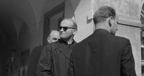 Od potajemnych święceń do chwały Nieba