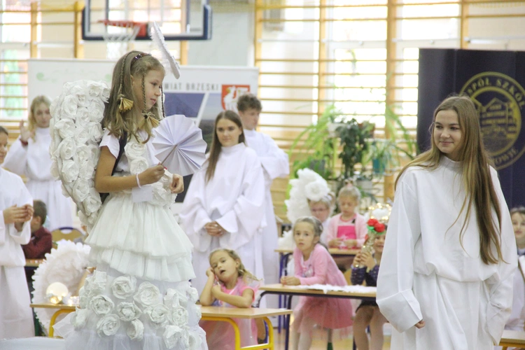 Dzieci czują bliskość aniołów i same chcą być jak one