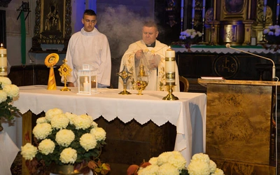 Noce świętych w diecezji
