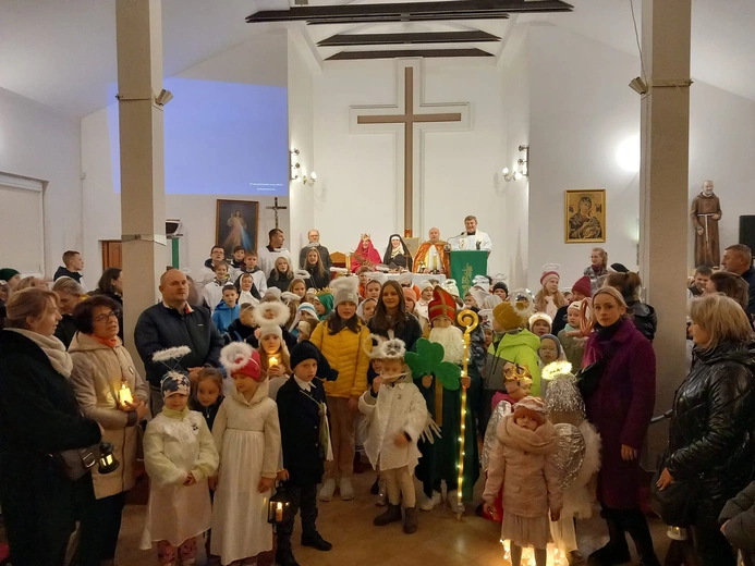 Noce świętych w diecezji