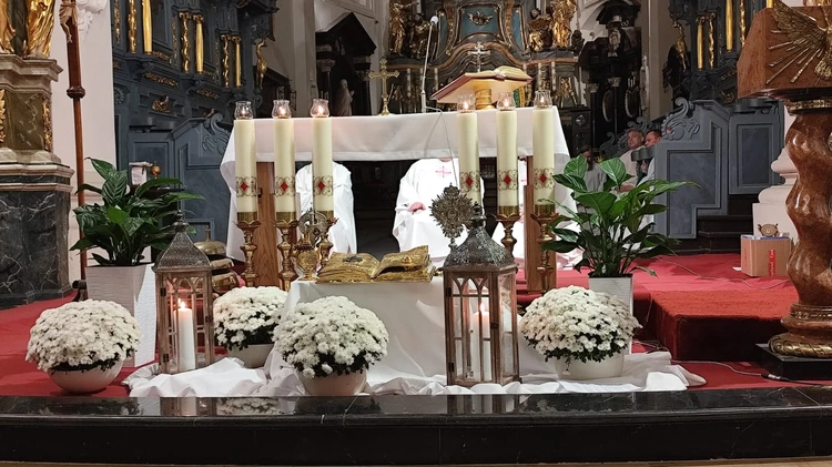Noce świętych w diecezji