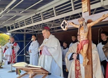 Każdy grób to katecheza