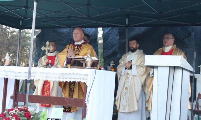 Uroczystość Wszystkich Świętych 
