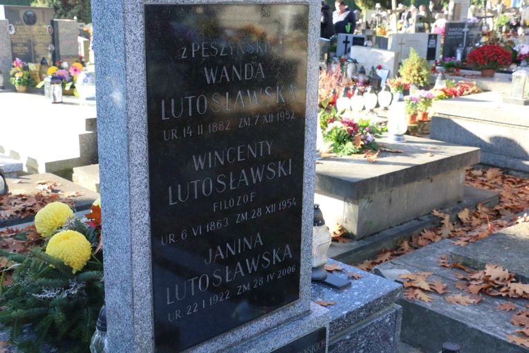Dzień Wszystkich Świętych na cmentarzu Salwatorskim 2024