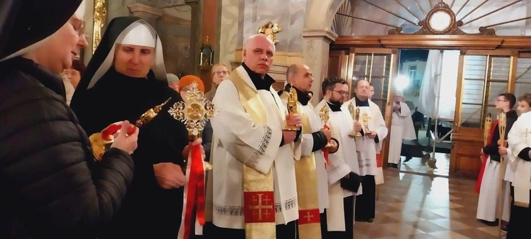 Procesja ze świętymi w Chełmie