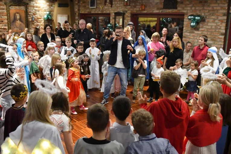 Taki duży, taki mały może świętym być