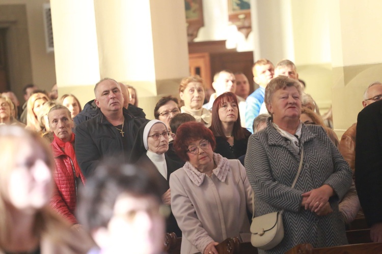 Poświęcenie krypty i figur świętych