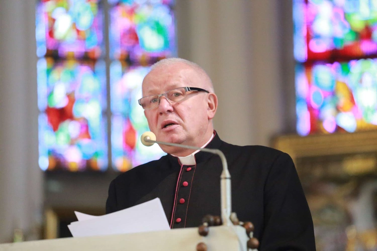 Poświęcenie krypty i figur świętych