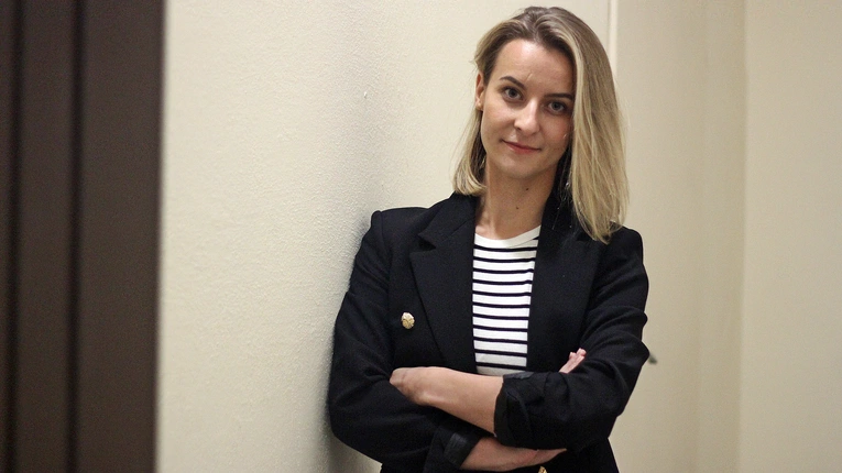 W kierunku naprawienia krzywd. Pełna empatia i pełen profesjonalizm. 