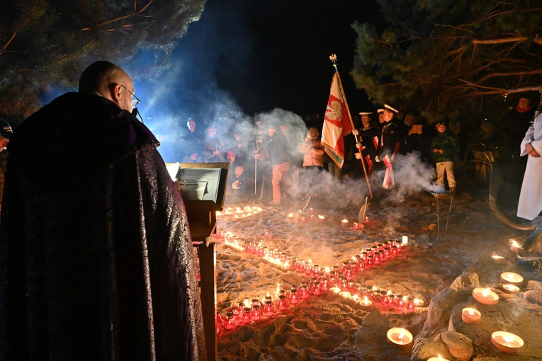 Modlitwa za zmarłych na morzu 2024
