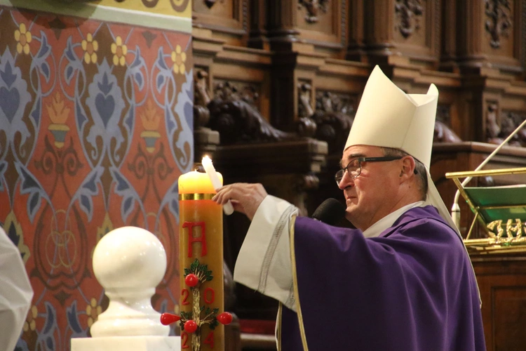 Płock. Msza św. za zmarłych pacjentów hospicjum Caritas